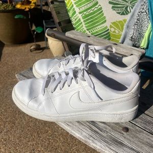 Nike all white sneakers 🤍🤍court shoes